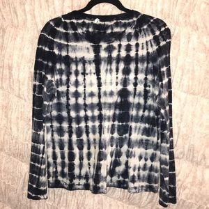 Long sleeve tie dye top